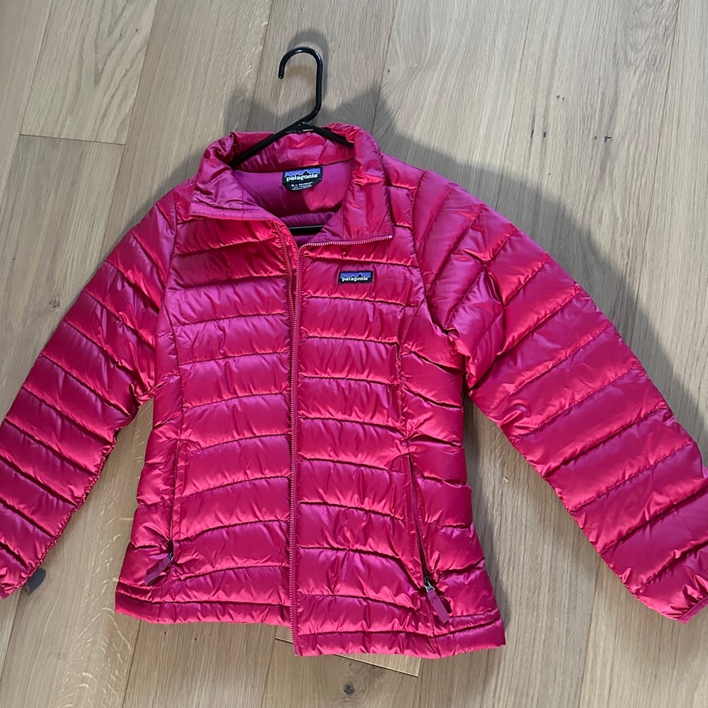 New Patagonia Girls Puffer Jacket (XL)